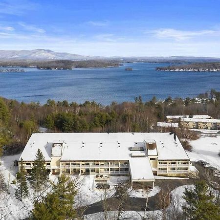 Cute Lower Level Cedar Lodge Room With Balcony & Lake Views! Laconia Ngoại thất bức ảnh